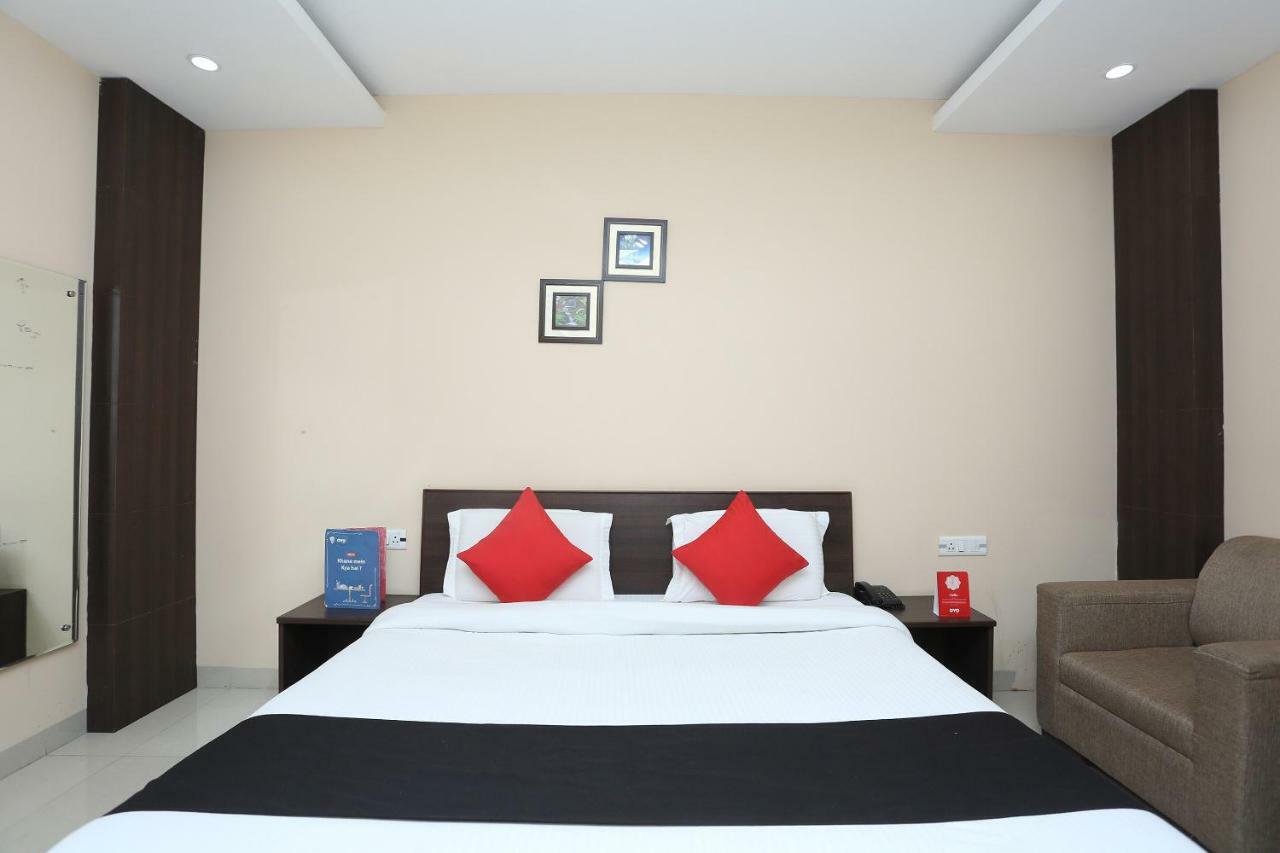 Bilberry Hotel Rewāri Exteriér fotografie